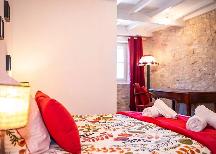 Mas D'orban - Piscine - Salle De Jeux - Grand Parc 別荘